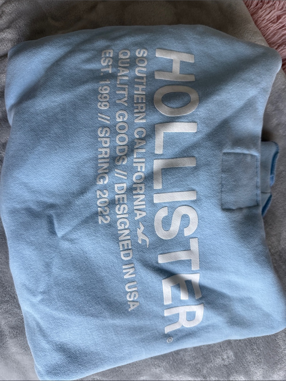 Hollister Pale Blue Logo Pullover - Picture 3 of 3